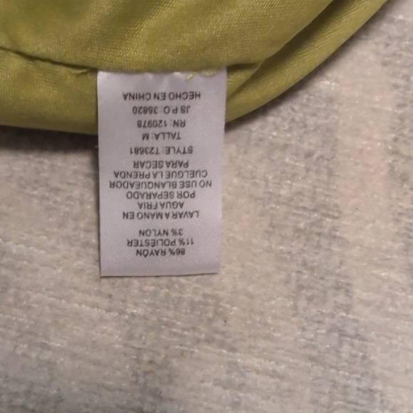 Entro Olive Ruffle Blouse - Picture 4 of 4